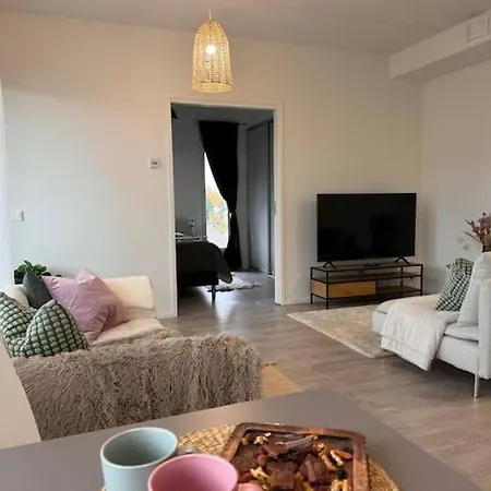 Moderni Kaksio Laehellae Keskustaa Διαμέρισμα Seinäjoki