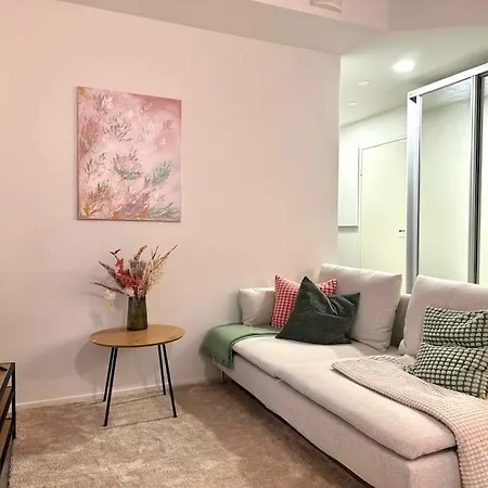 Moderni Kaksio Laehellae Keskustaa Apartment *